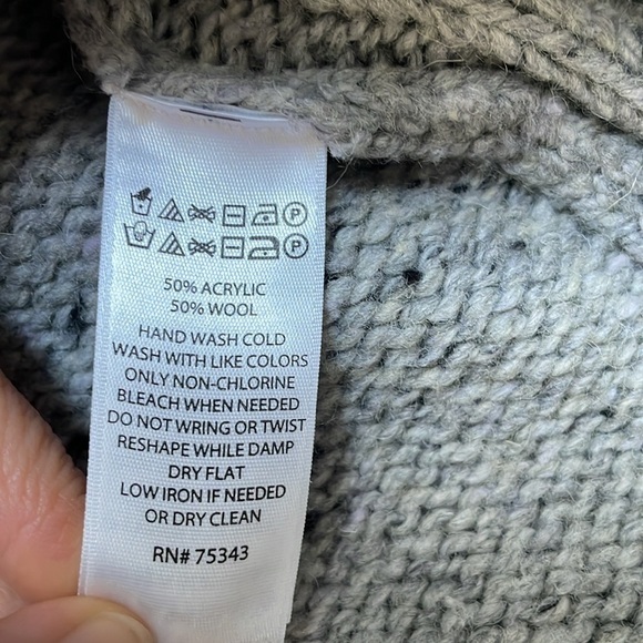 Cynthia Rowley funnel turtle neck gray wool knit sweater kangaroo pocket size M - Picture 6 of 8